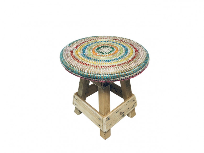 Tooguou Laine – Tabouret moyen modèle multicolore