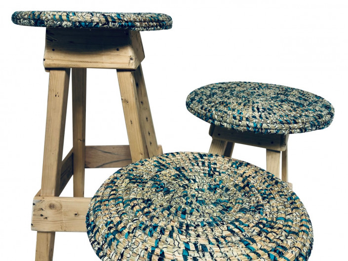 Tooguou Wax – Tabouret grand modèle bleu